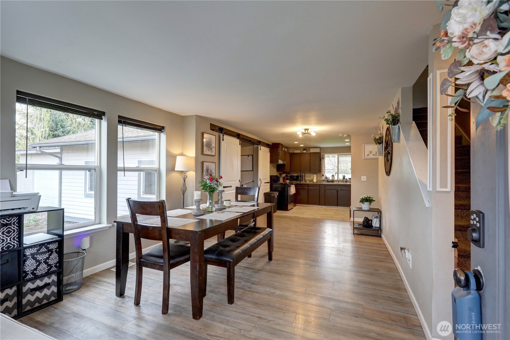 18005 Iris Place Property Photo 4