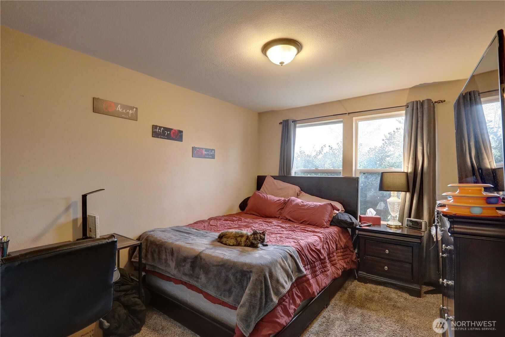 18005 Iris Place Property Photo 10