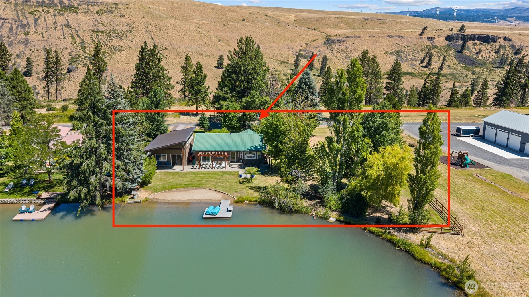 1250 Twin Lakes Road Property Photo 2