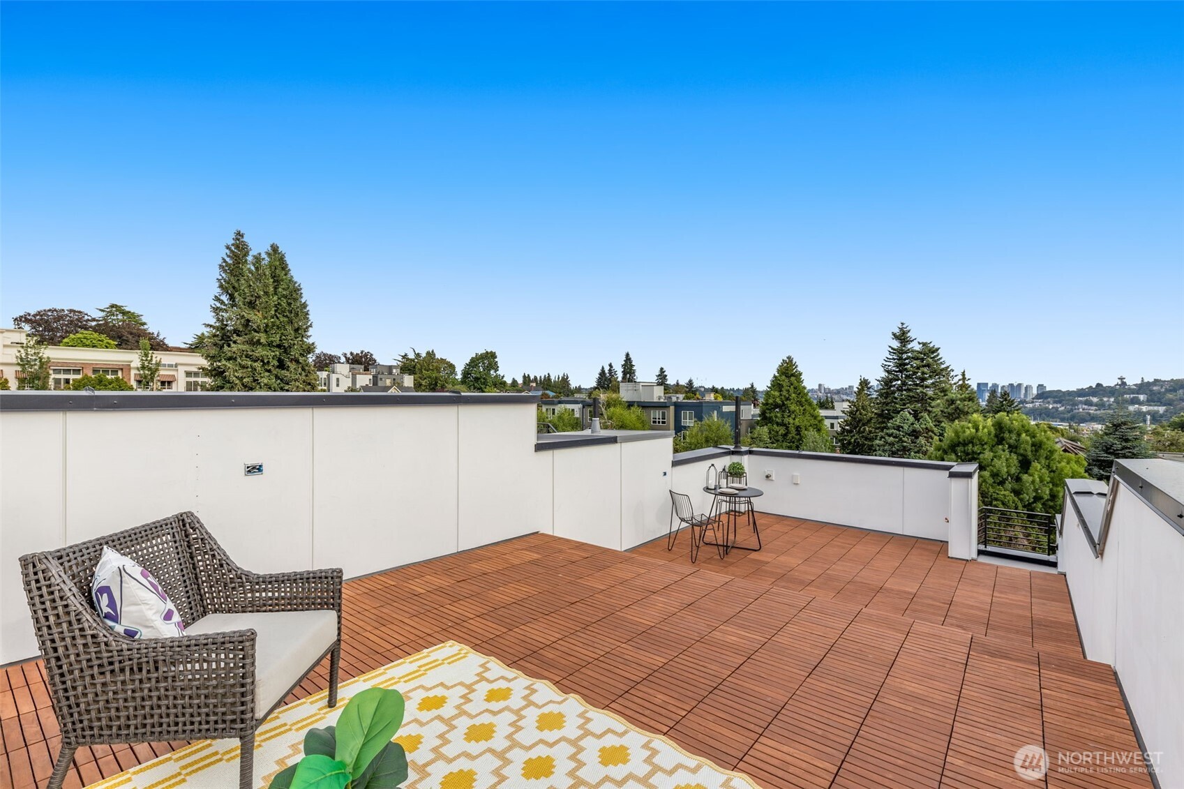 4420 Midvale Avenue Property Photo 24