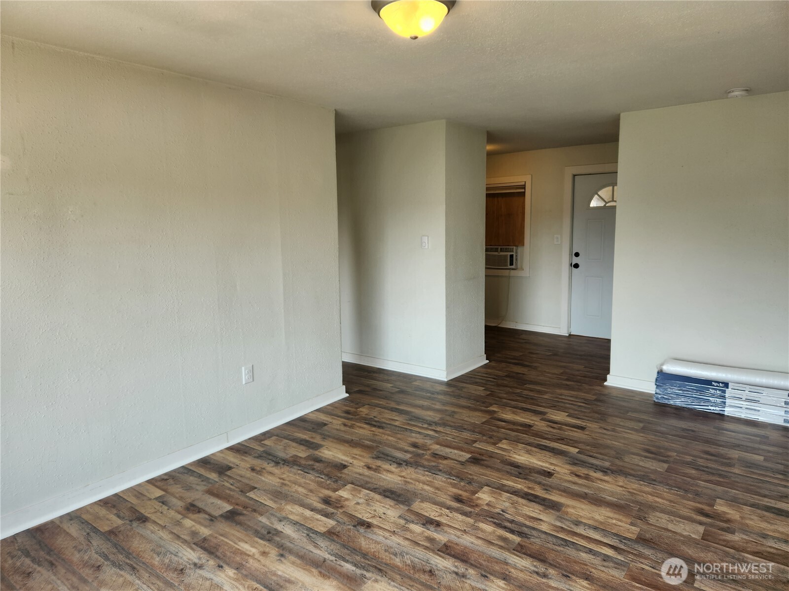 125 Acorn Street Property Photo 6
