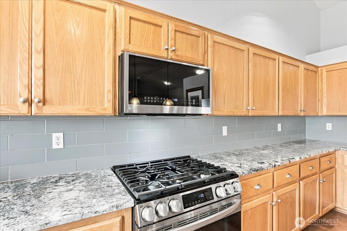 504 N Lark Drive Property Photo 14