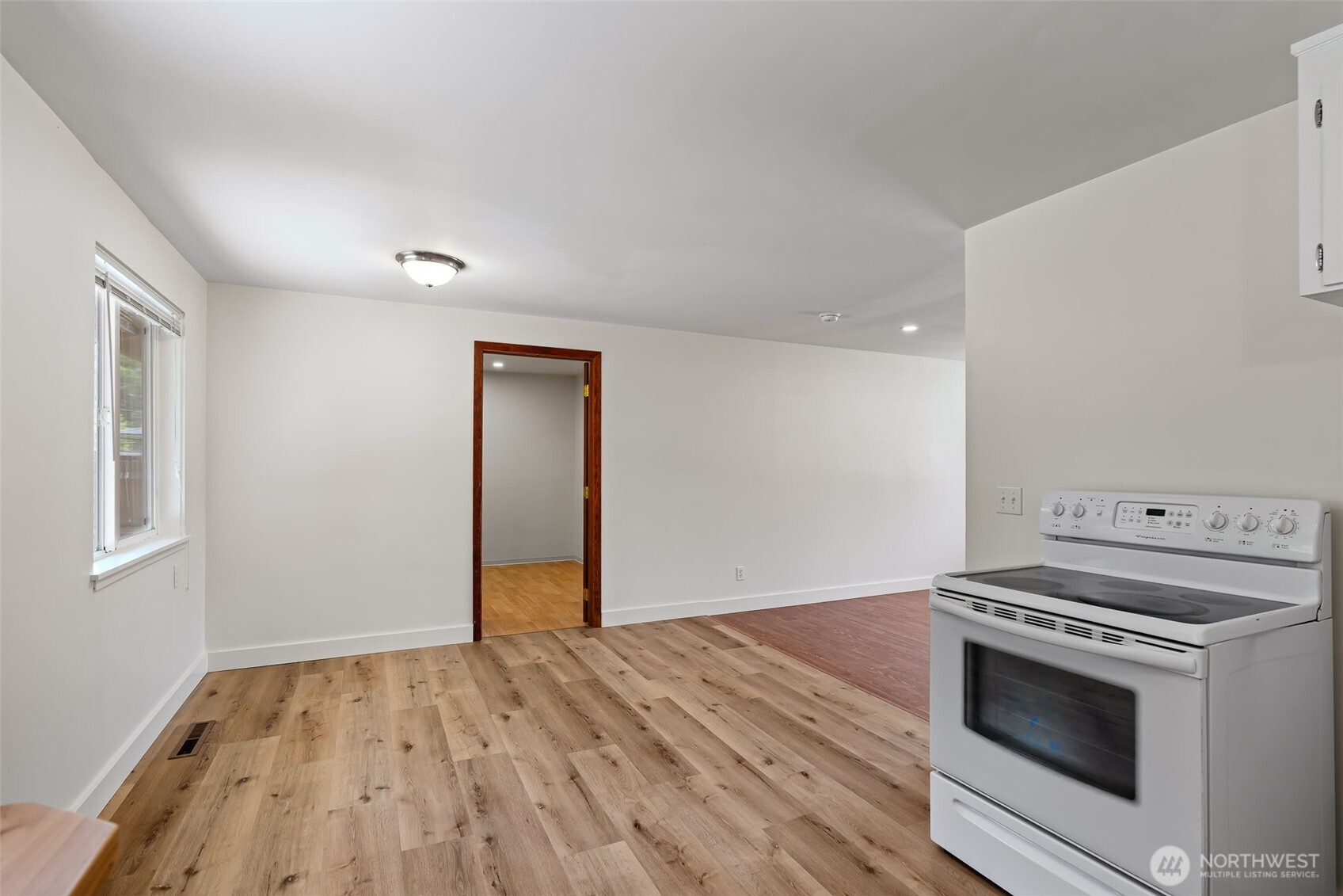 1306 N Water Street Property Photo 10