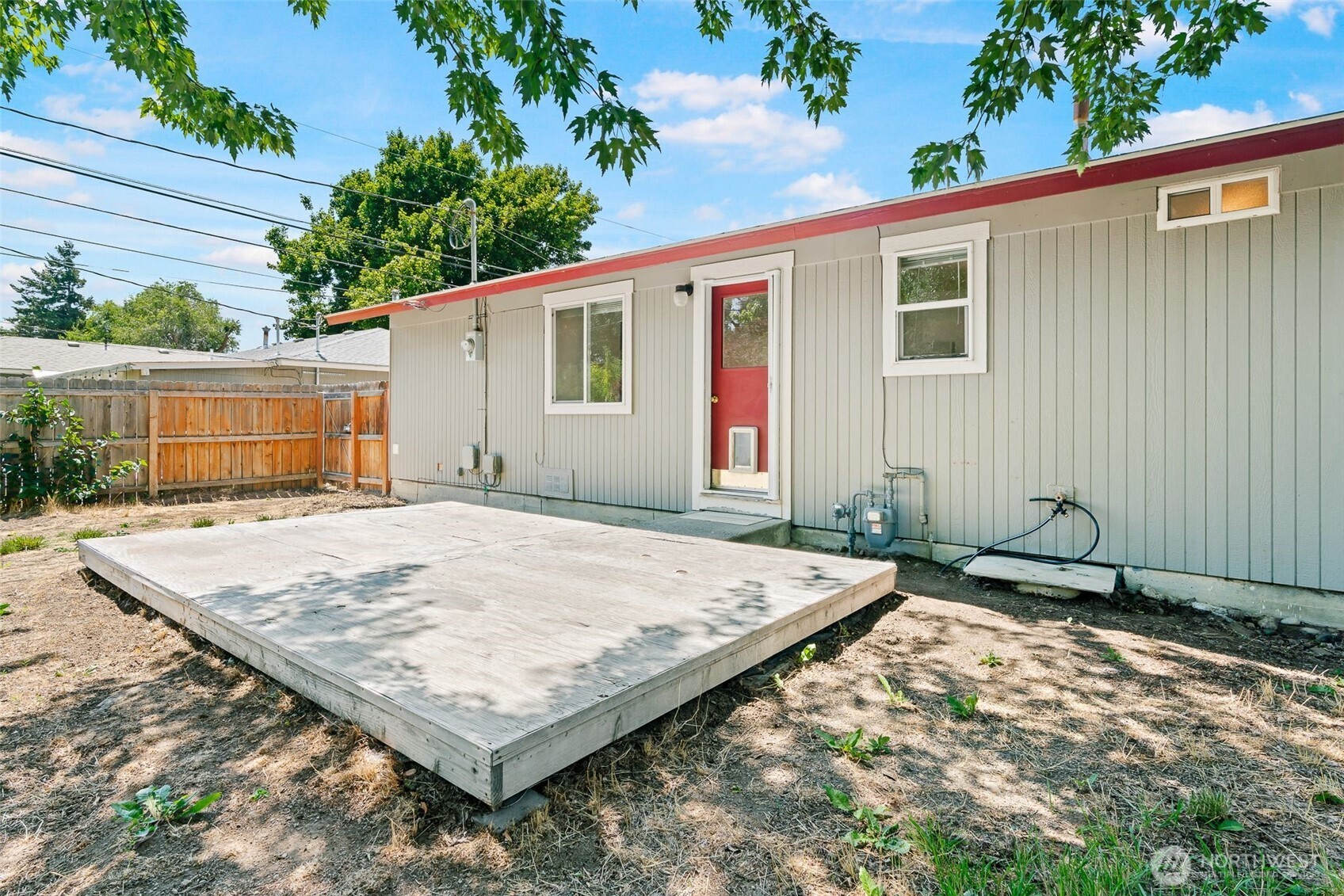 1306 N Water Street Property Photo 18