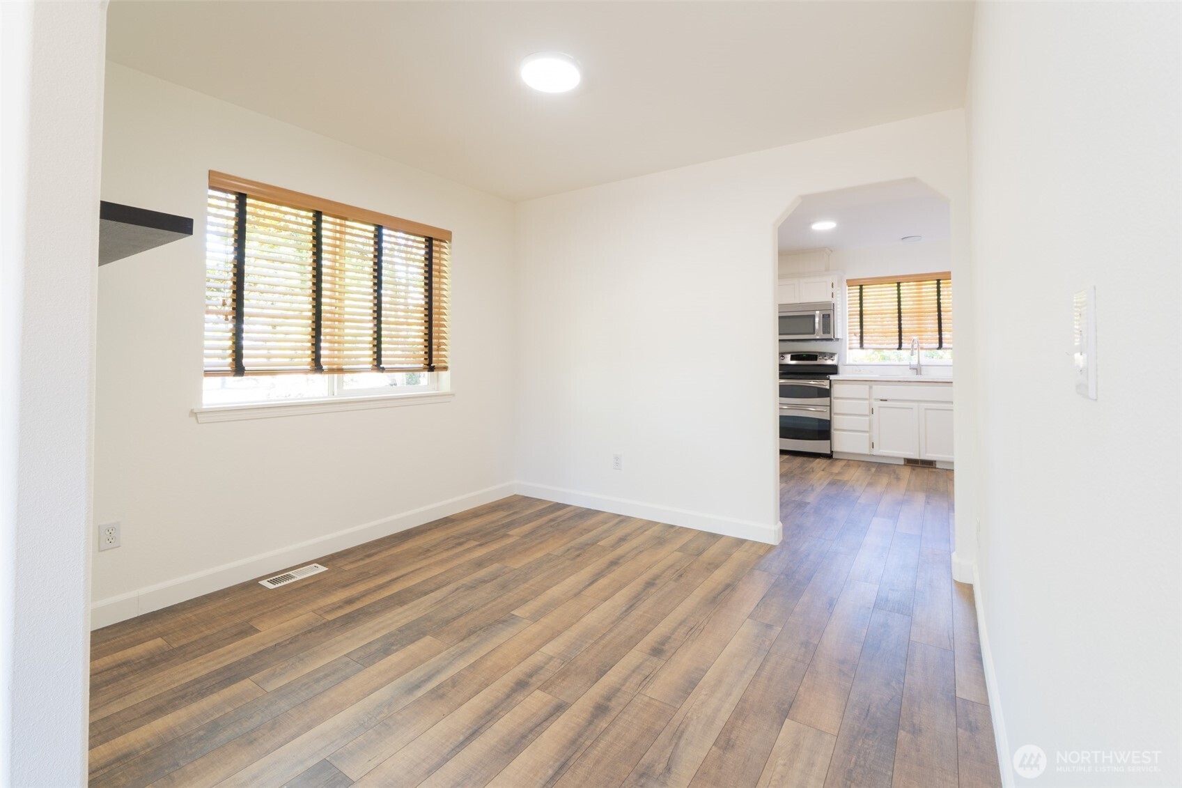25412 160th Place Property Photo 12