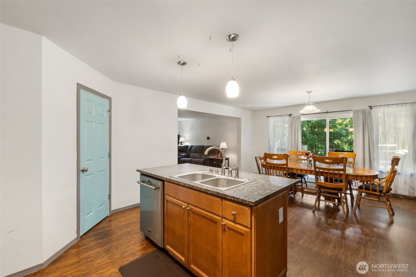 2800 Albright Avenue Property Photo 8