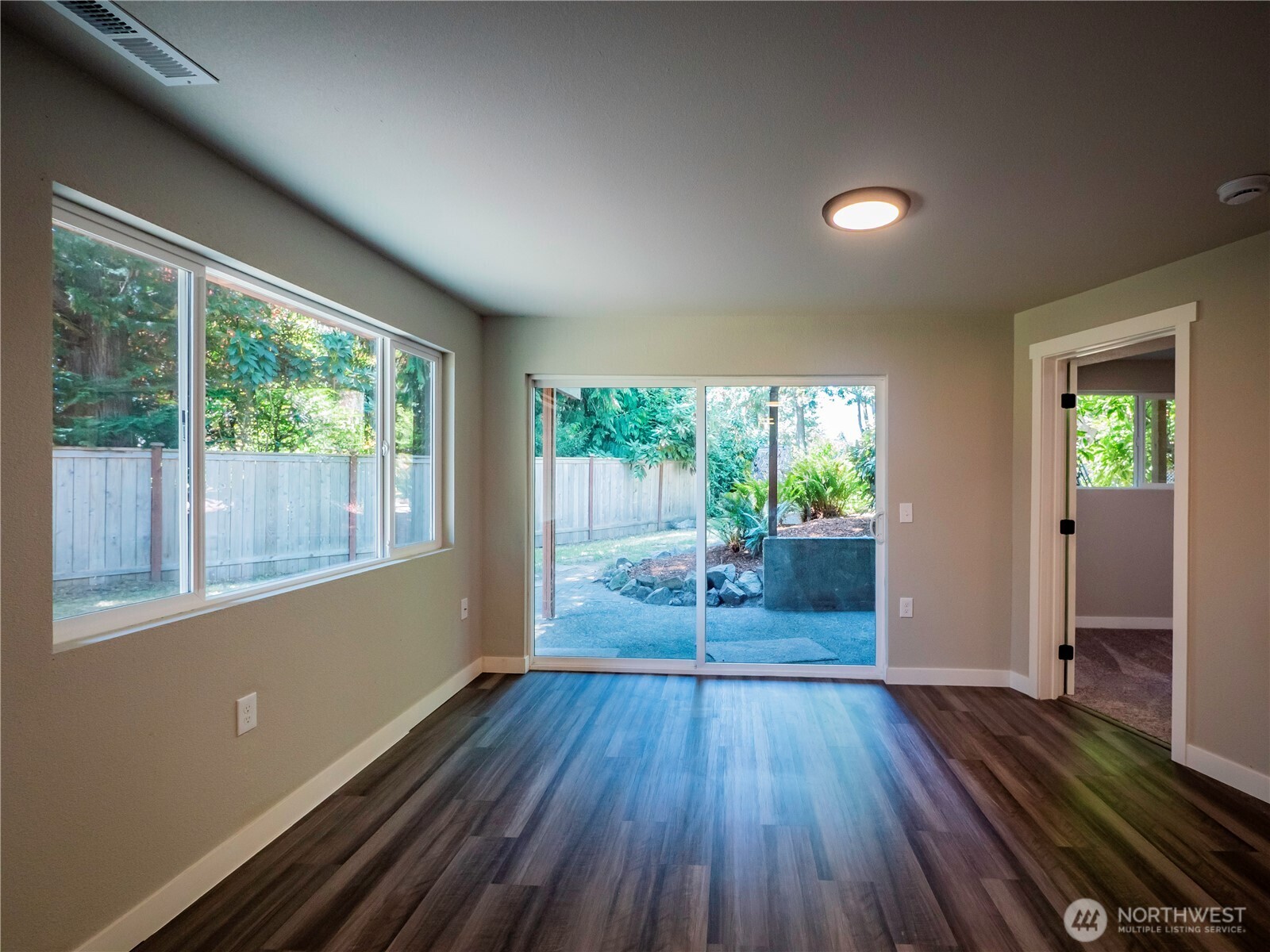 2009 Arbutus Street Property Photo 25