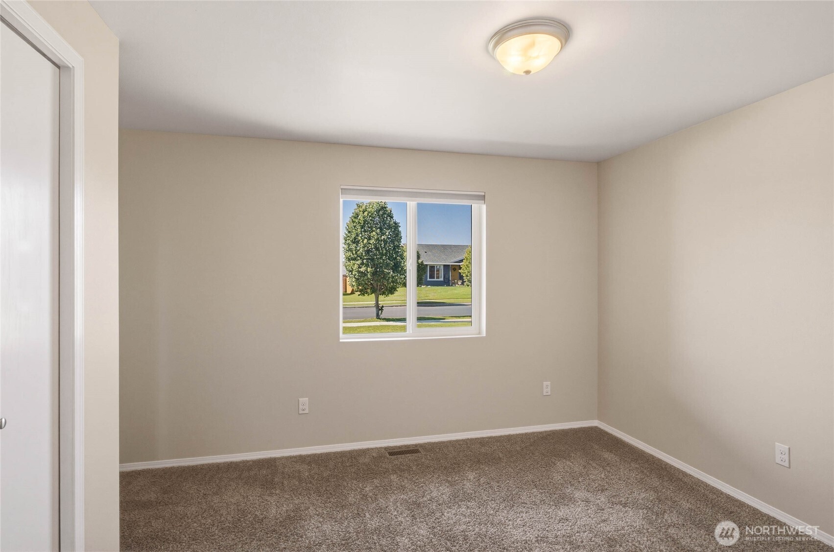 1316 W Electra Street Property Photo 17