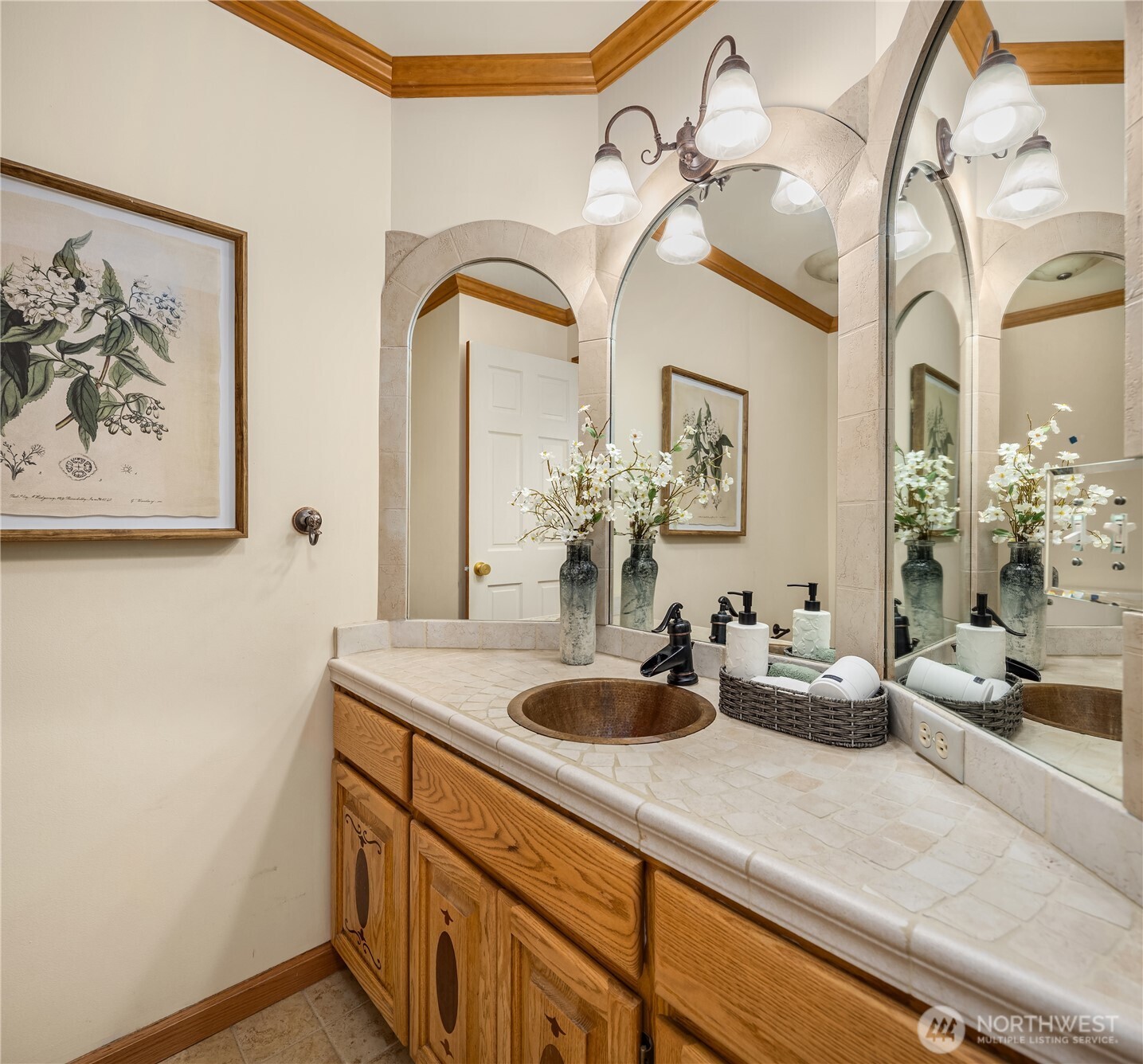 22525 Se 46th Place Property Photo 18