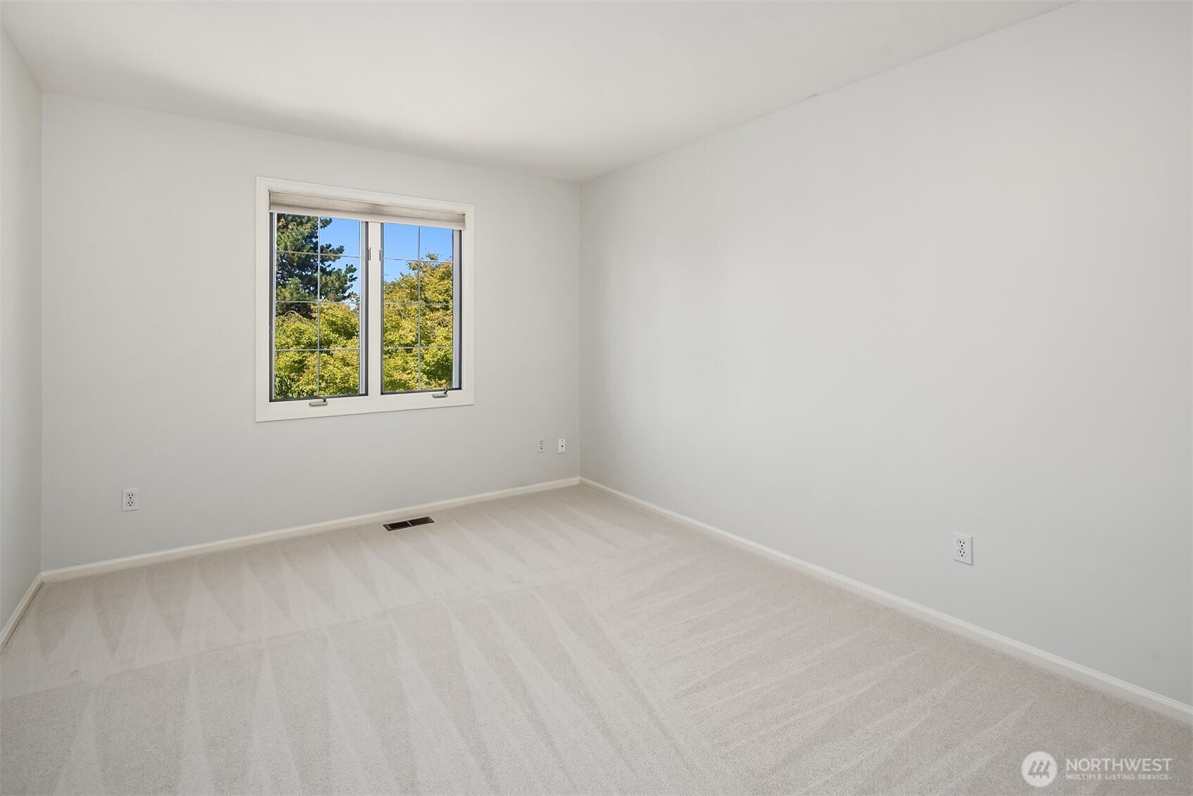 22525 Se 46th Place Property Photo 23