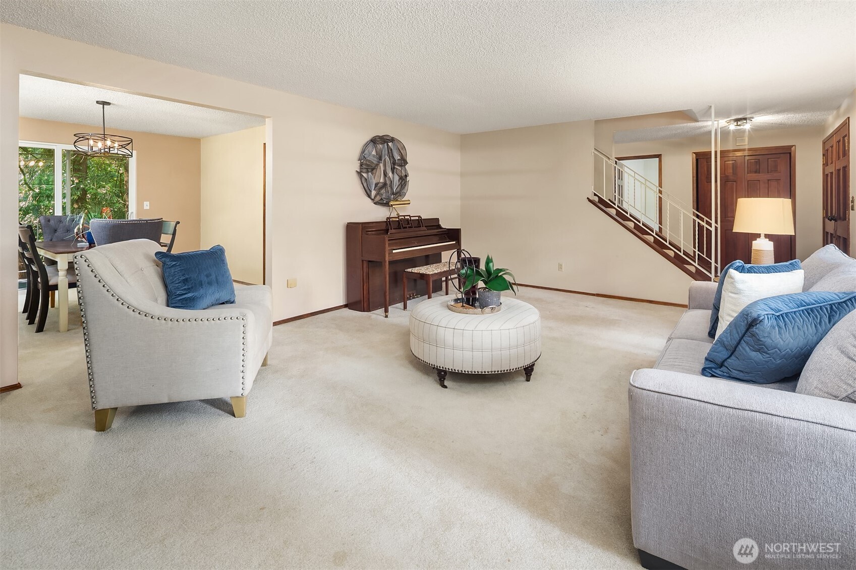 6116 190th Street Property Photo 4