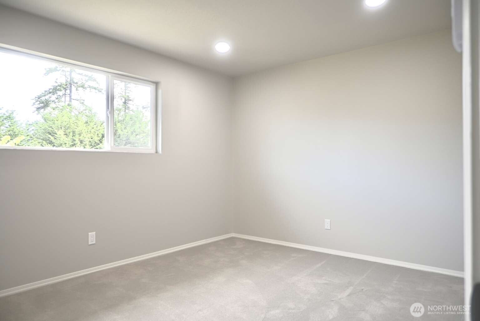 1012 Campbell Avenue Property Photo 12
