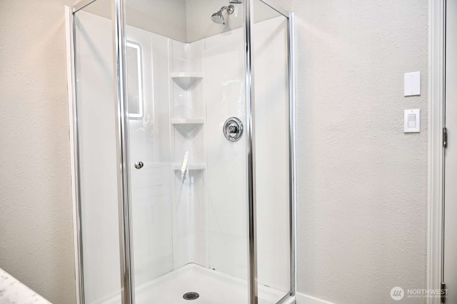 1012 Campbell Avenue Property Photo 23