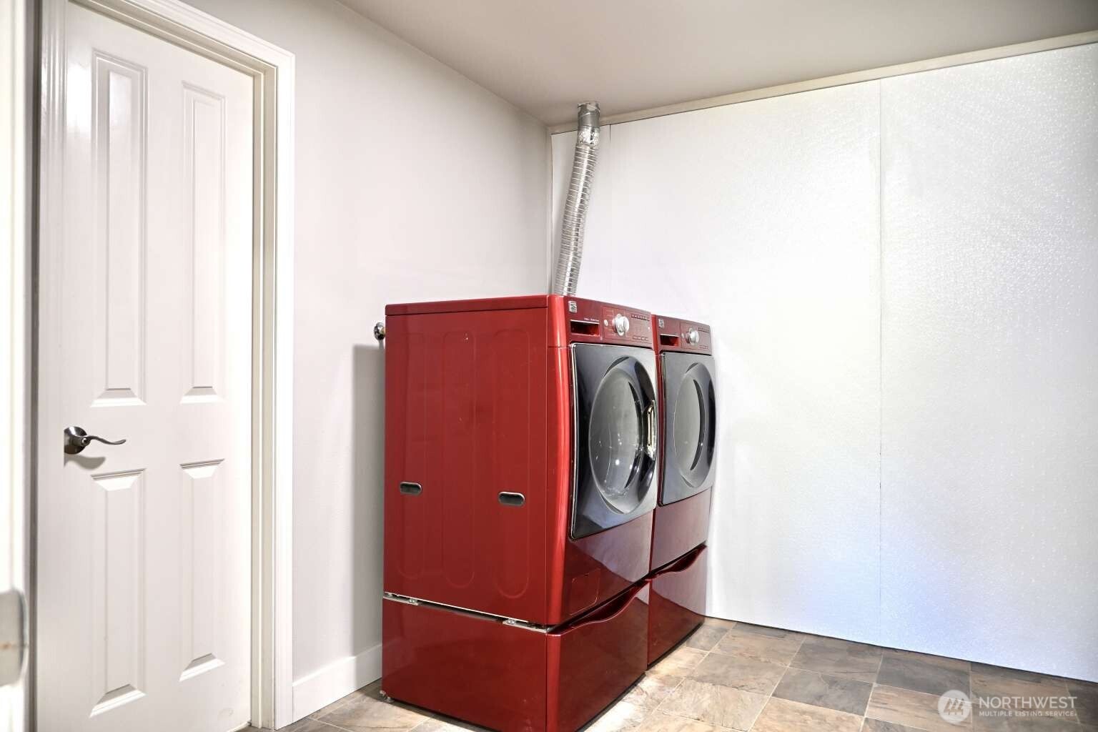 1012 Campbell Avenue Property Photo 24