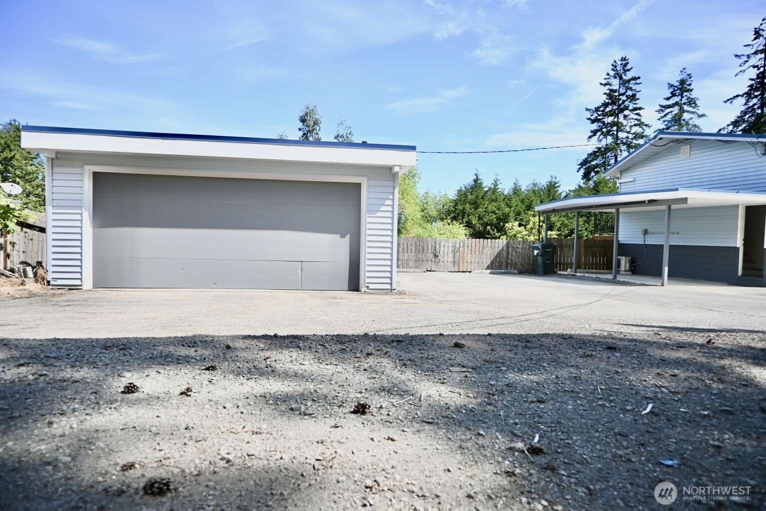 1012 Campbell Avenue Property Photo 35