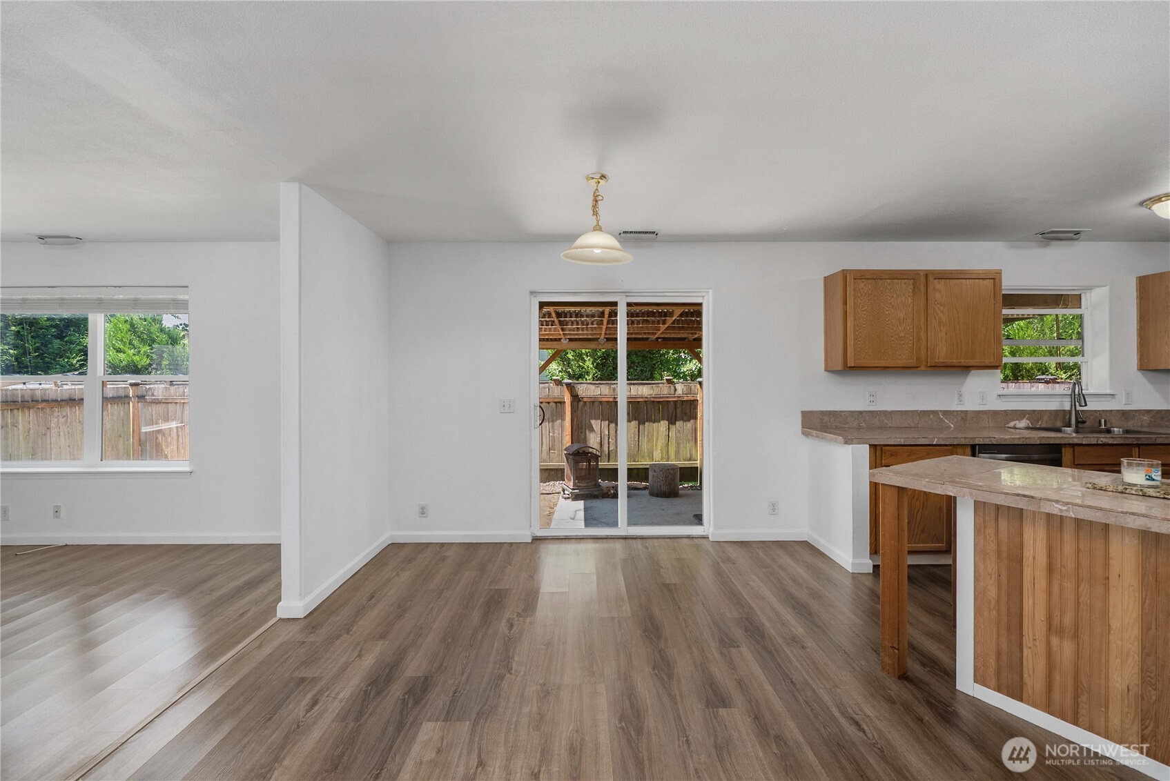 19514 104th Avenue Property Photo 9