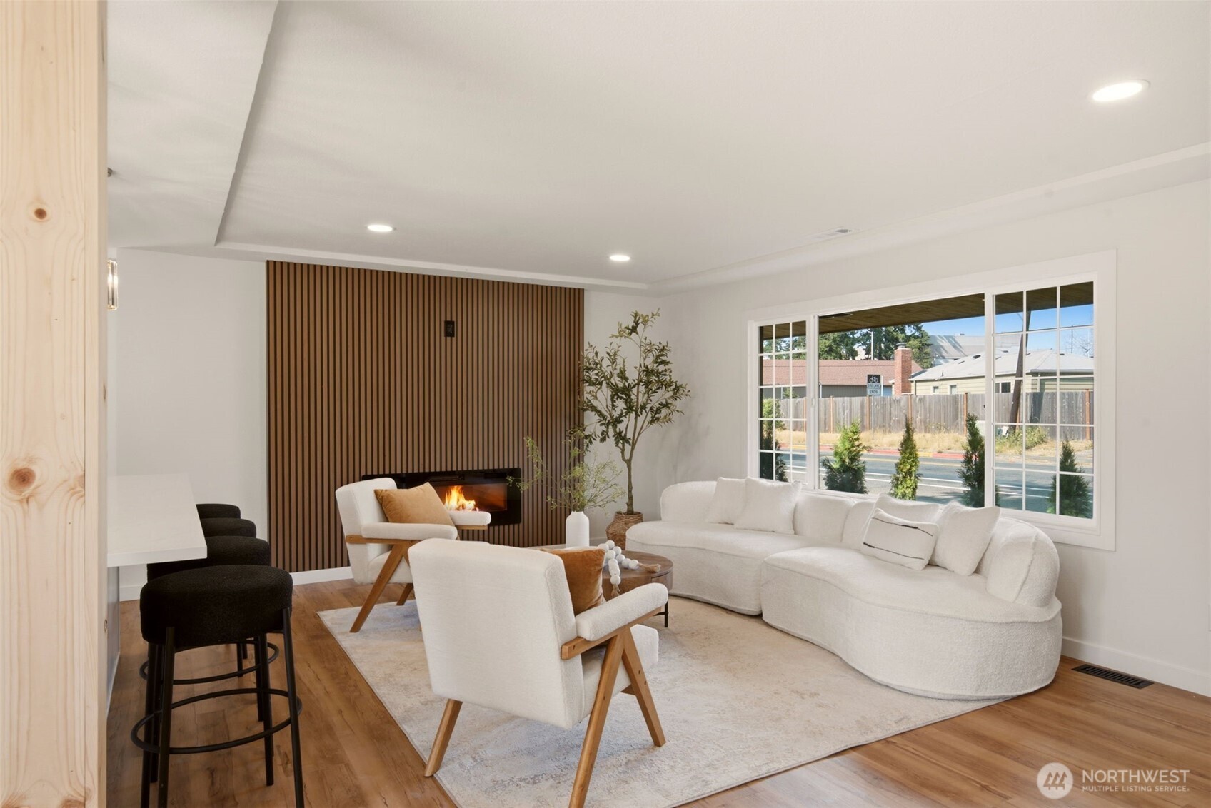 11262 C Street Property Photo 6