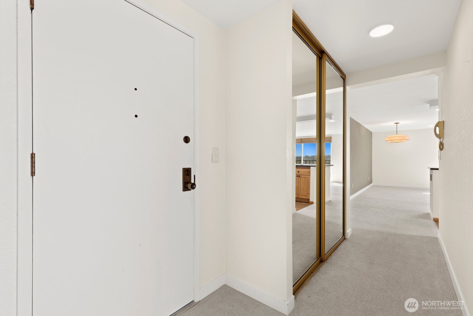 3710 25th Place 405 Property Photo 16