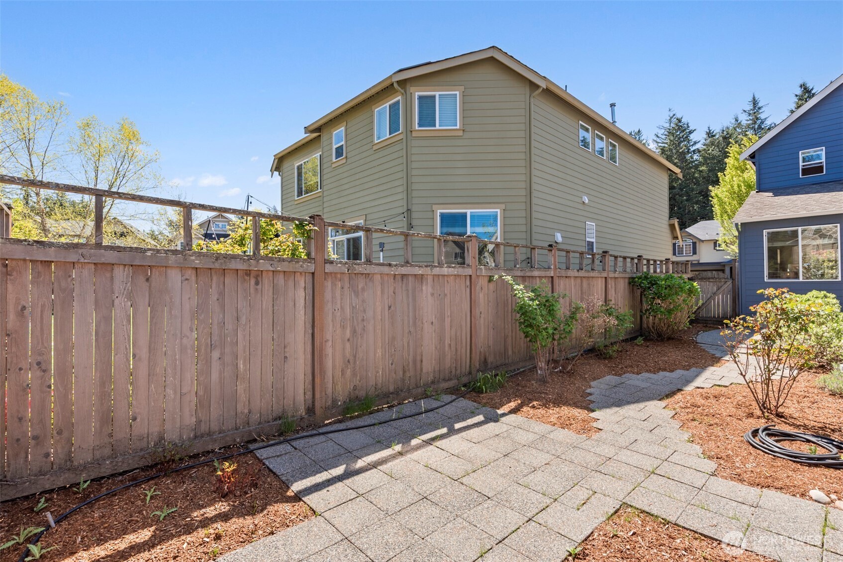 10212 242nd Avenue Property Photo 23