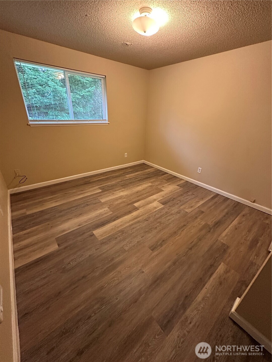 9112 336th Street Property Photo 8