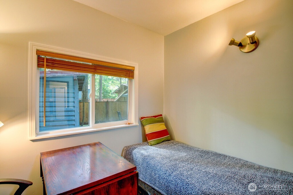 1120 Alder Lane Property Photo 5