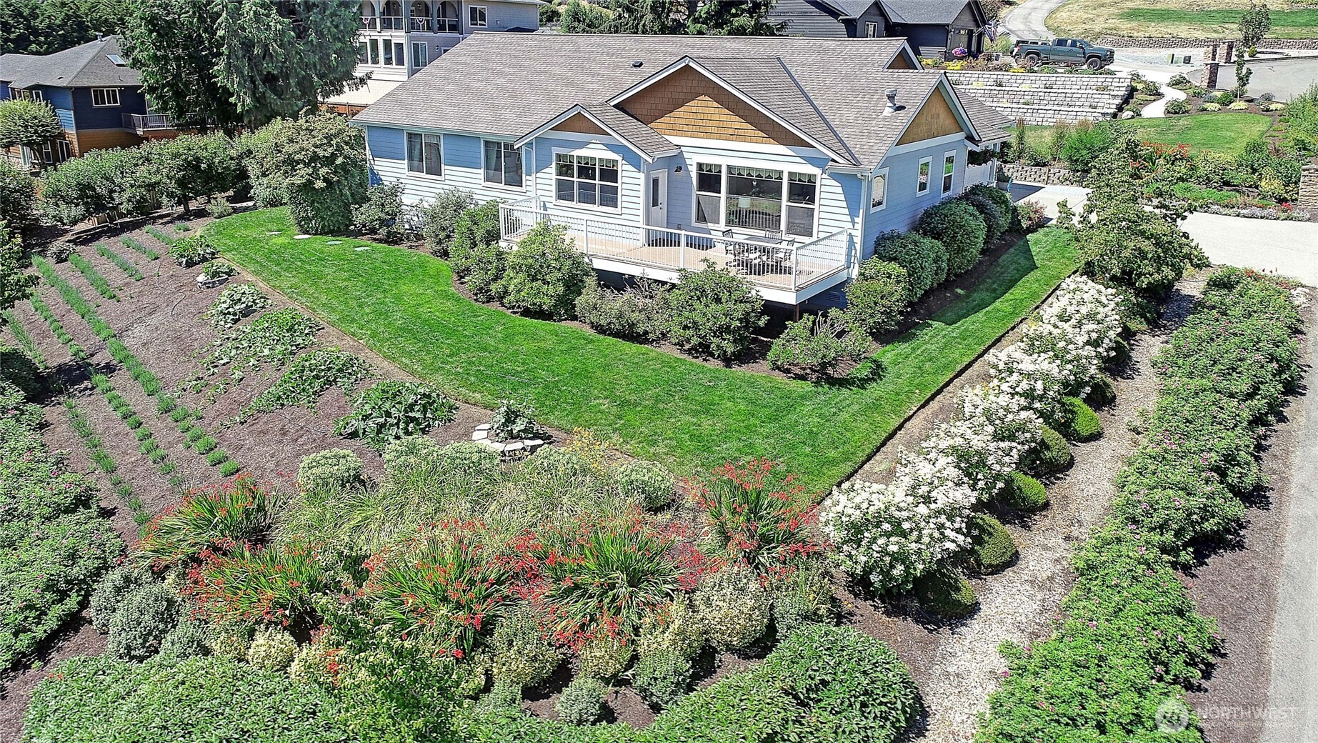 28 Zurich Court Property Photo 1