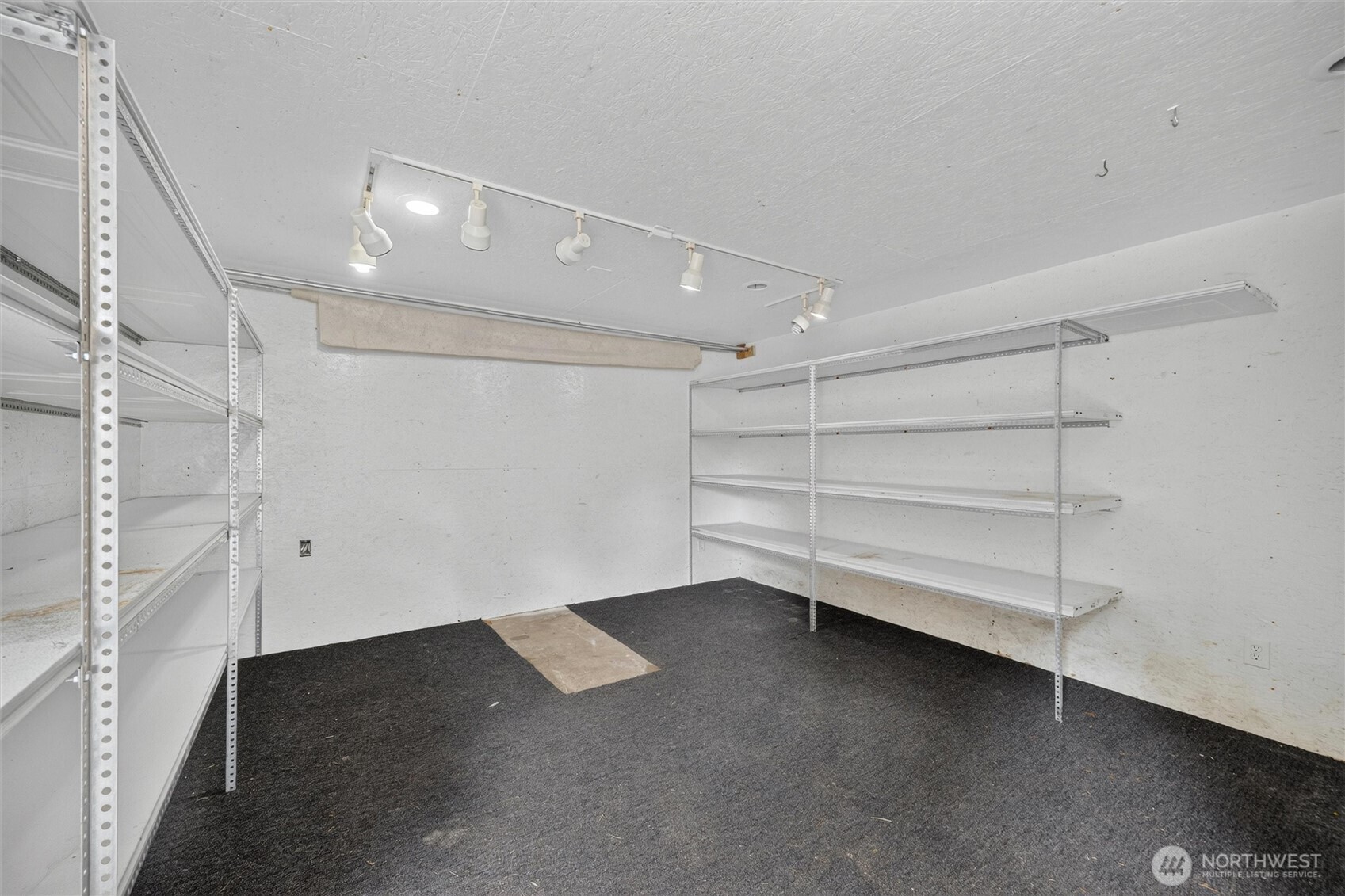 608 Alger Ccc Road Property Photo 36