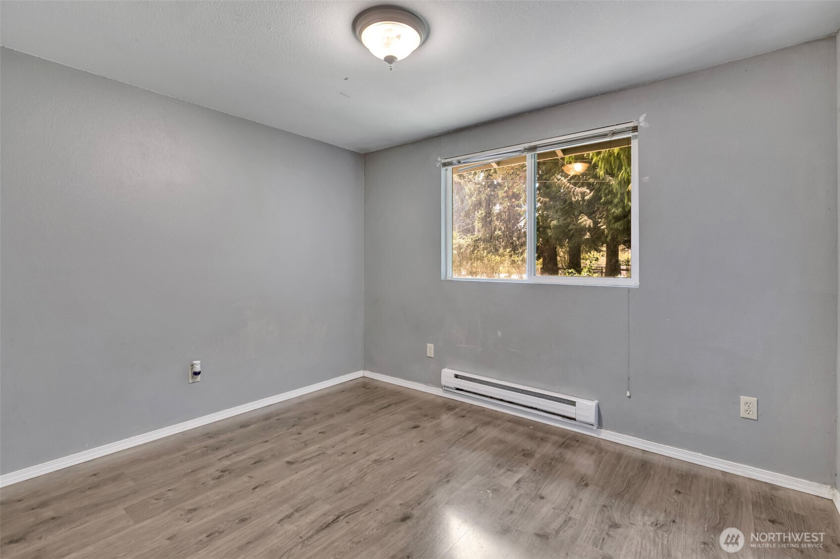 6201 44th Avenue Property Photo 34