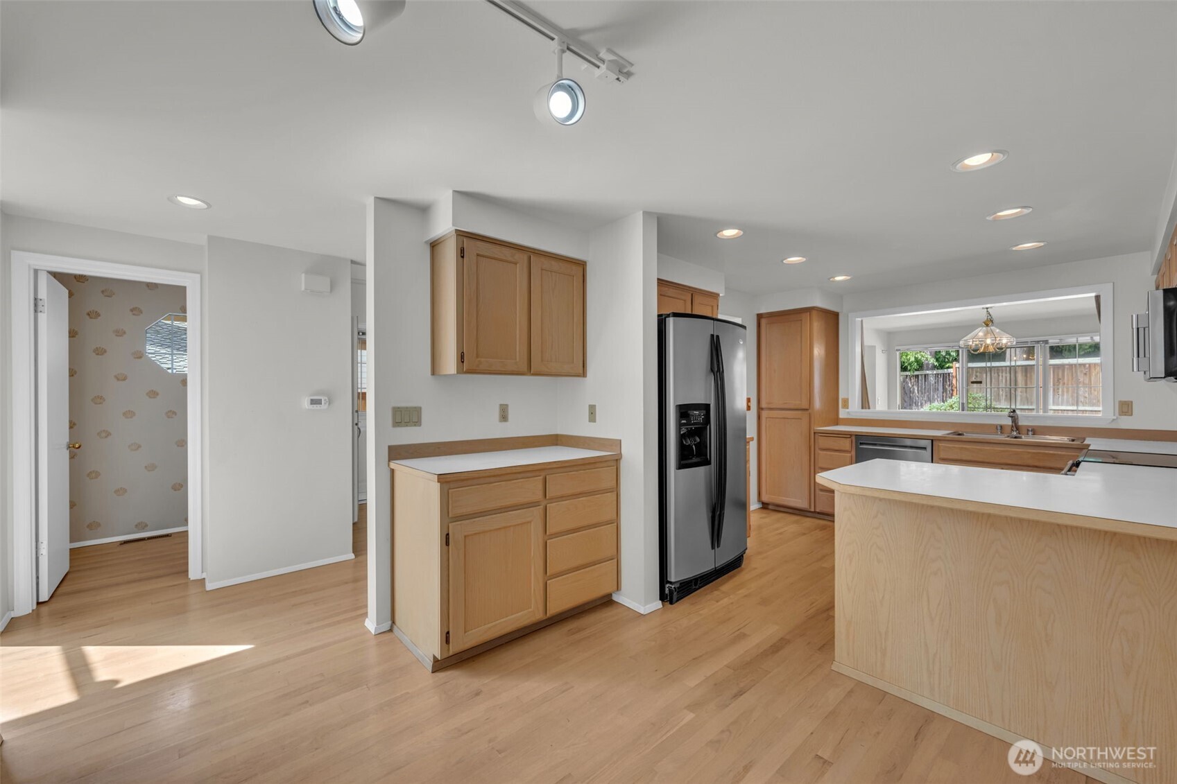 2016 Mill Pointe Drive Property Photo 7