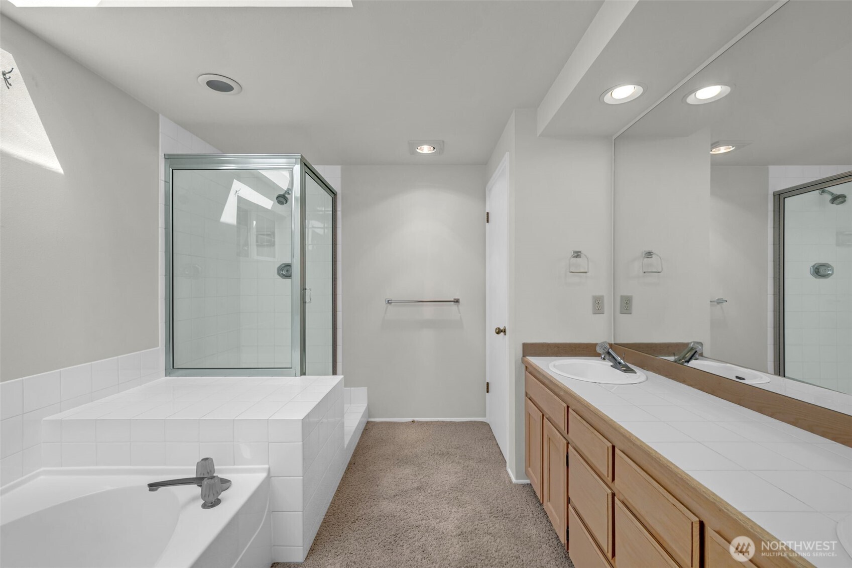 2016 Mill Pointe Drive Property Photo 21