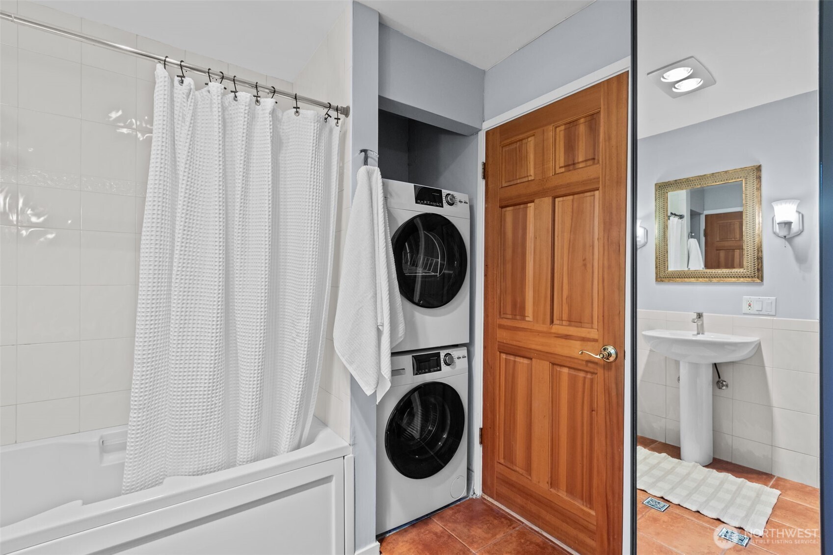 2025 Fairview Avenue E Property Photo 23