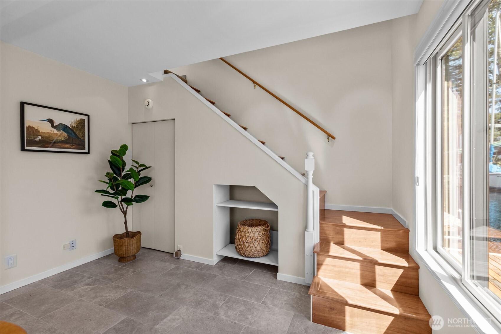 2025 Fairview Avenue E Property Photo 24