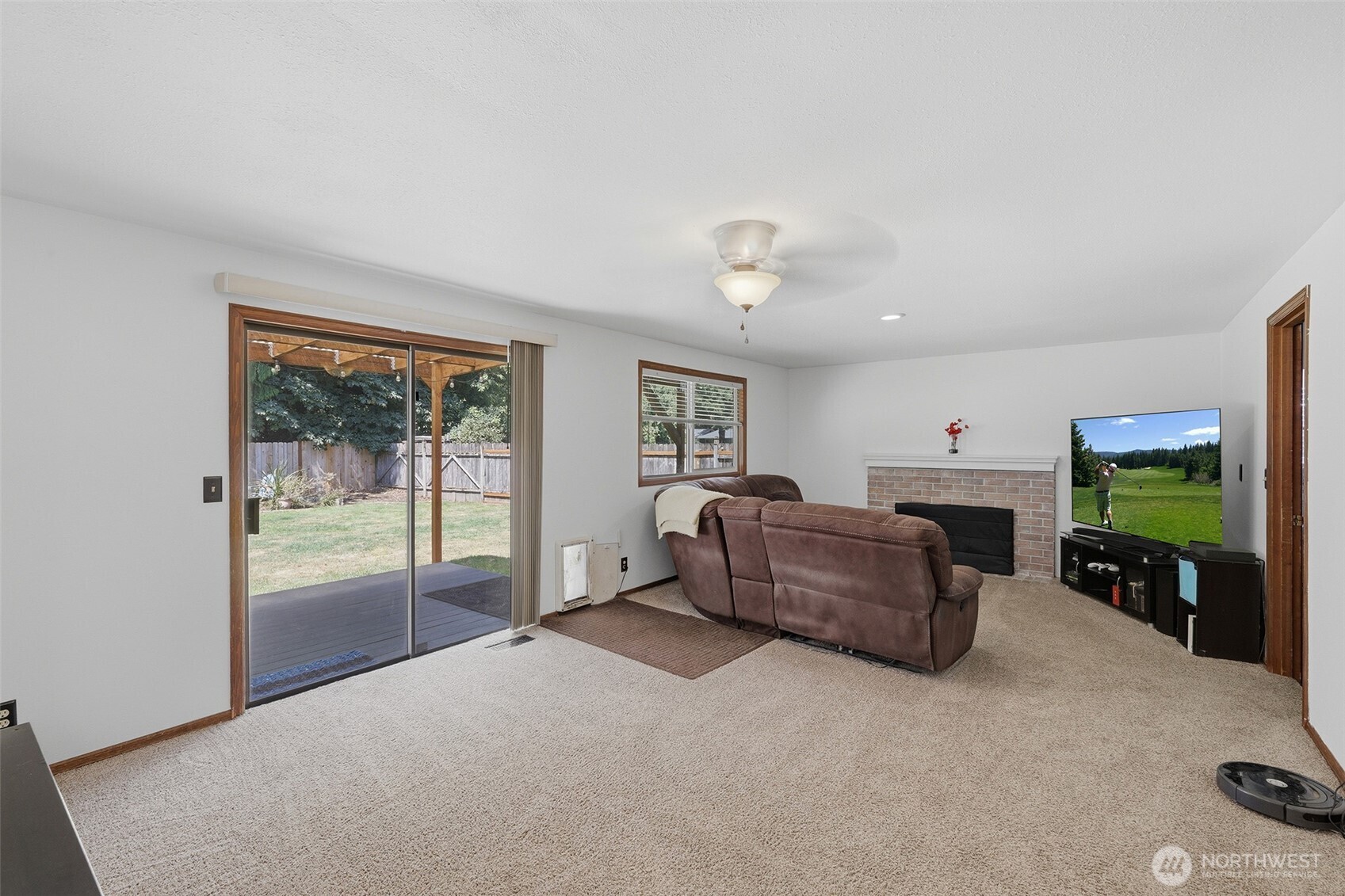 3143 Donnelly Drive Property Photo 10