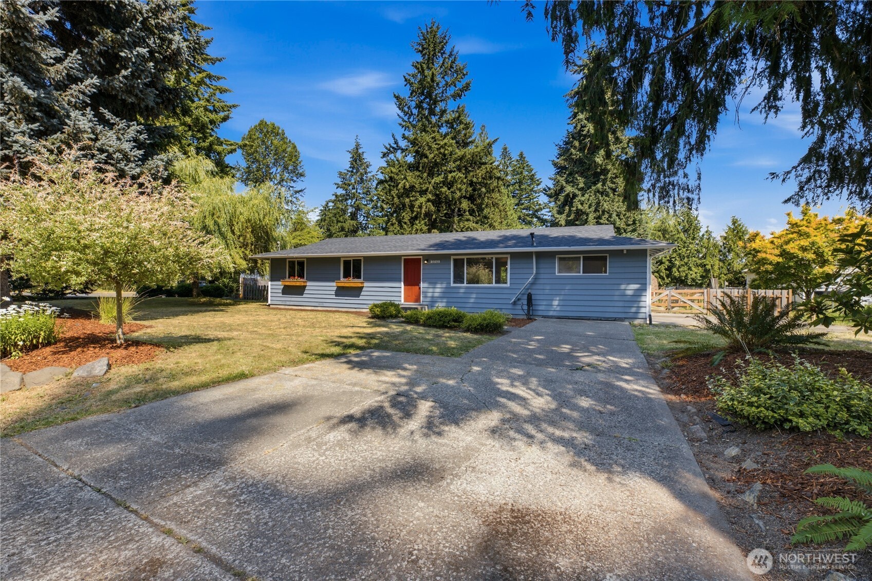 10105 229th Avenue Property Photo 1