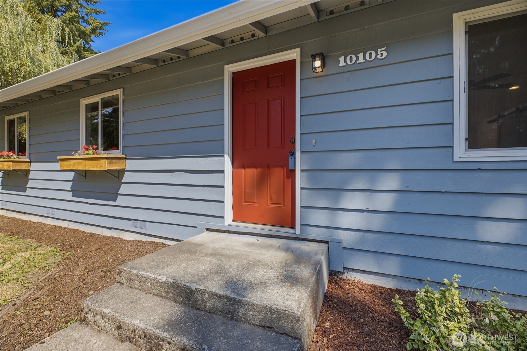 10105 229th Avenue Property Photo 2