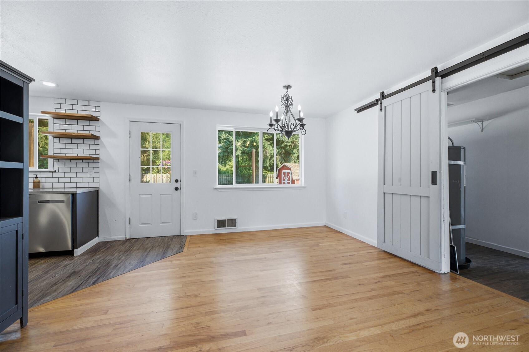 10105 229th Avenue Property Photo 6