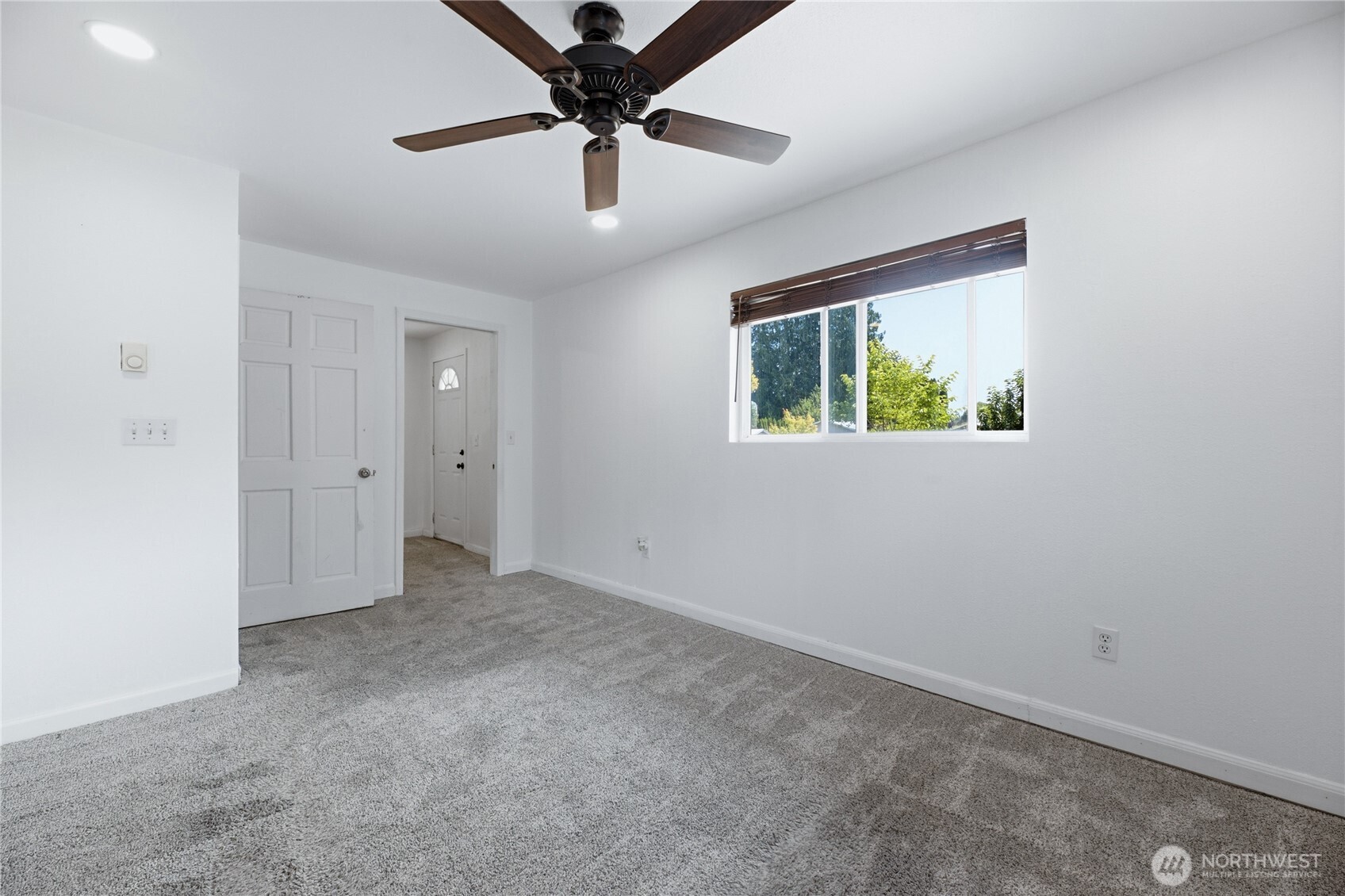 10105 229th Avenue Property Photo 14