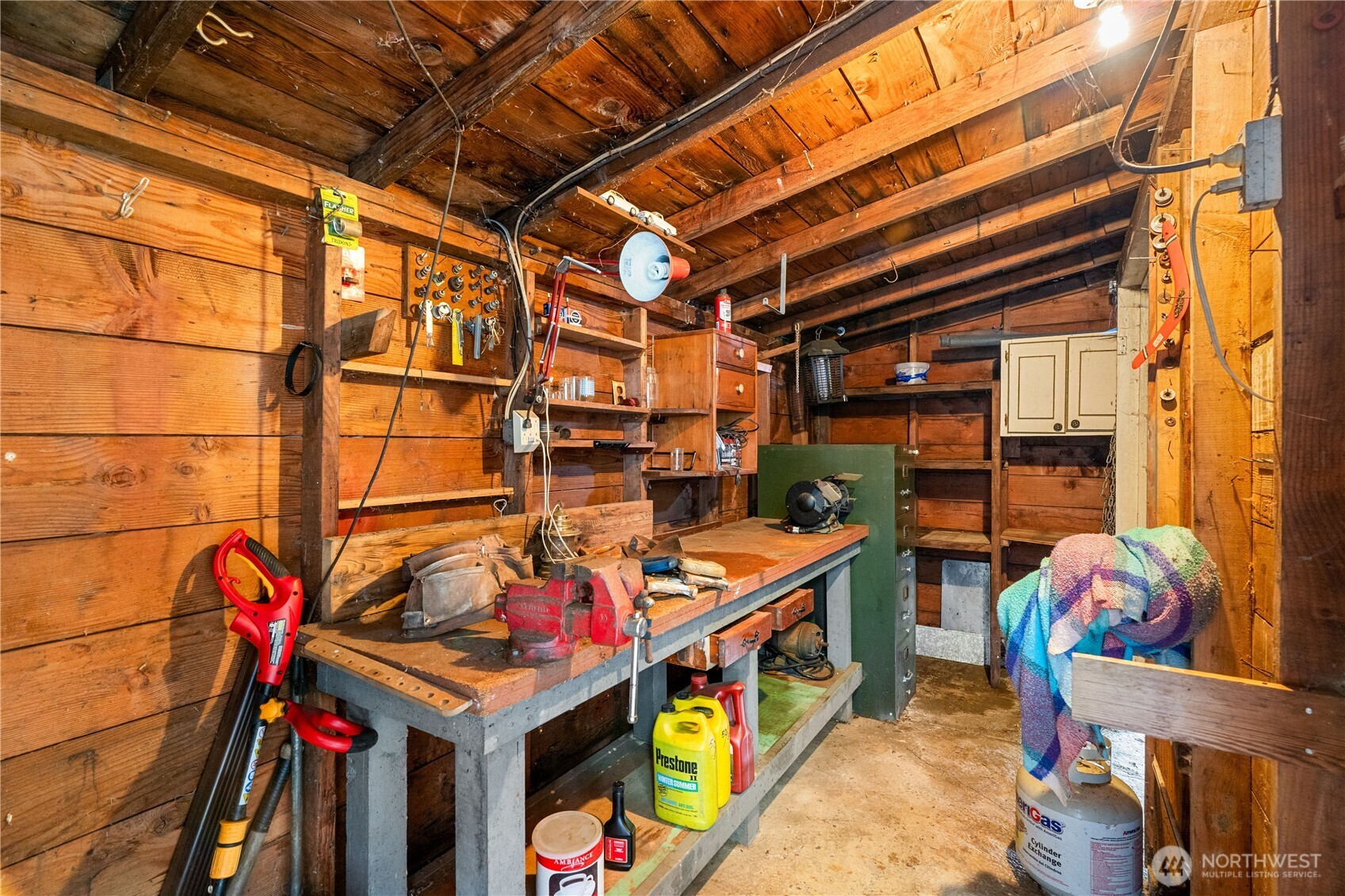 912 & 908 3rd Street Property Photo 17