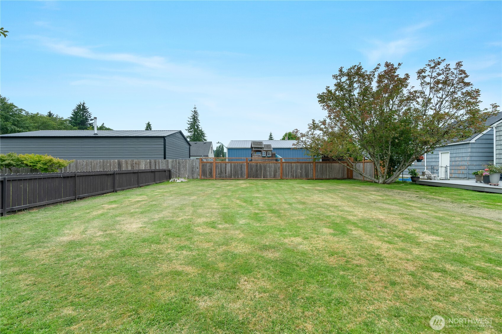 912 & 908 3rd Street Property Photo 22