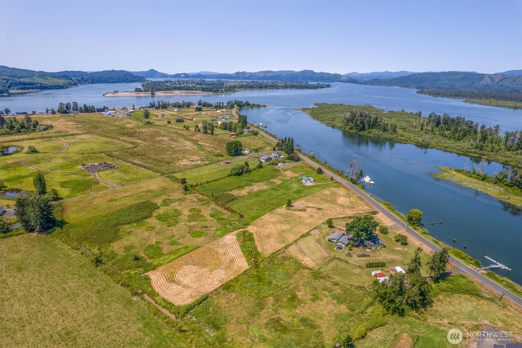 411 W Birnie Slough Road Property Photo 11