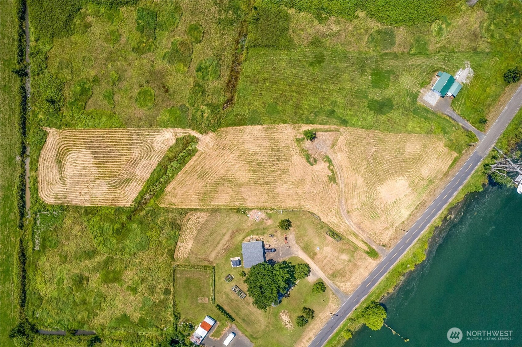 411 W Birnie Slough Road Property Photo 14
