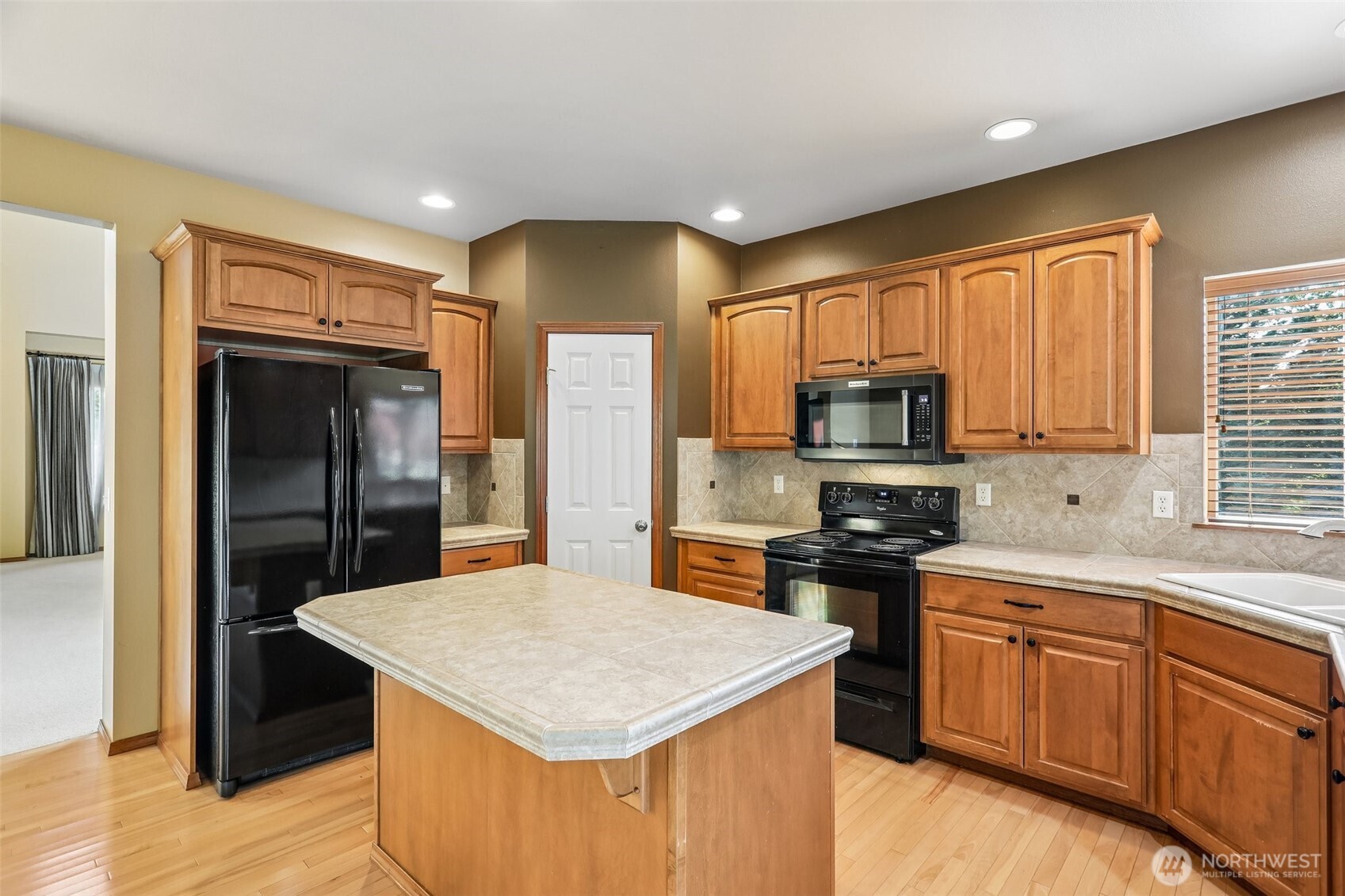 1824 23rd Street Property Photo 7