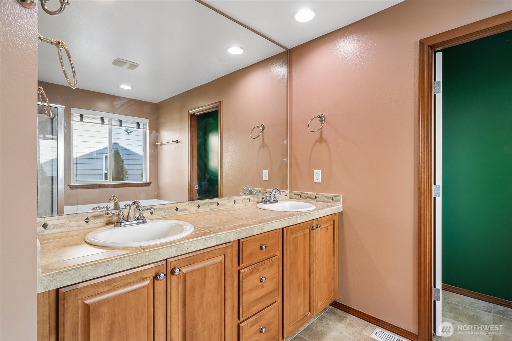 1824 23rd Street Property Photo 17