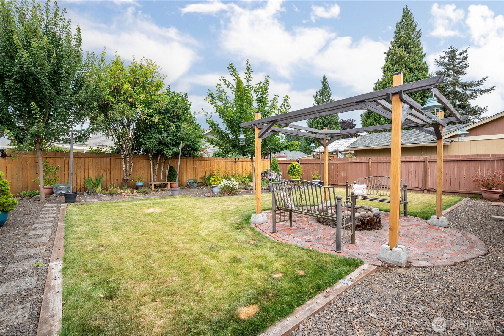 1209 S 11th Avenue Property Photo 27