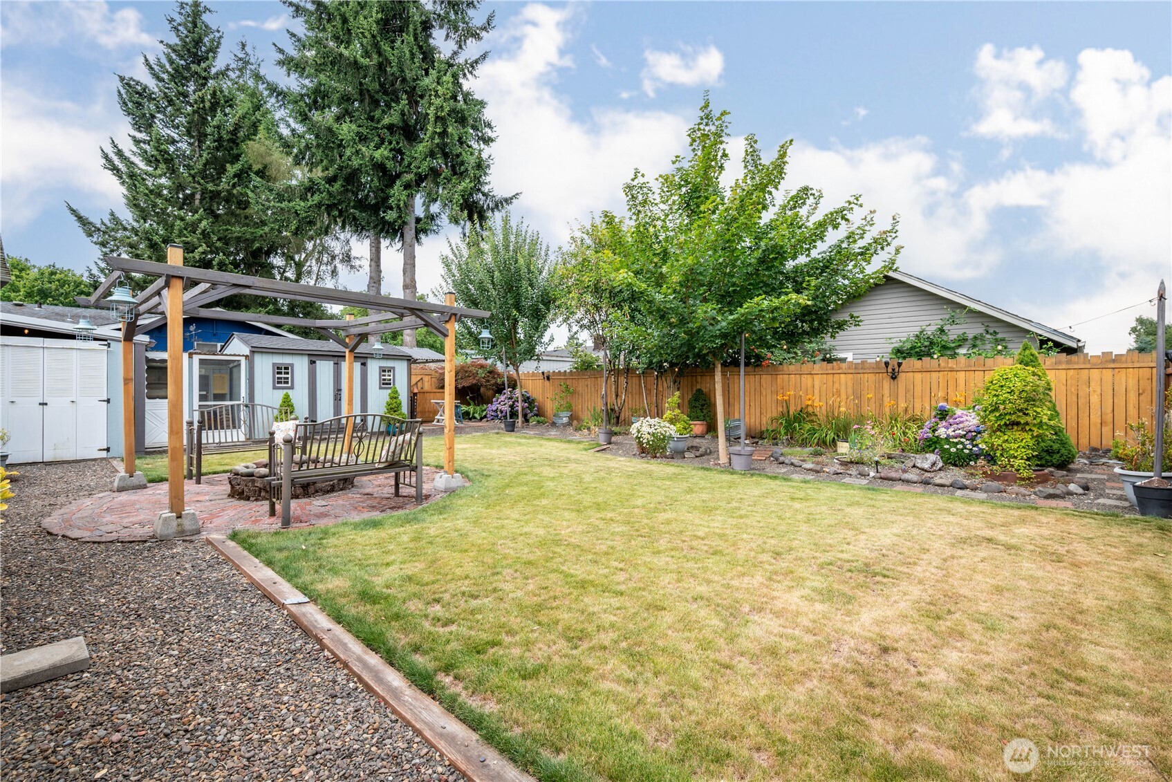 1209 S 11th Avenue Property Photo 28