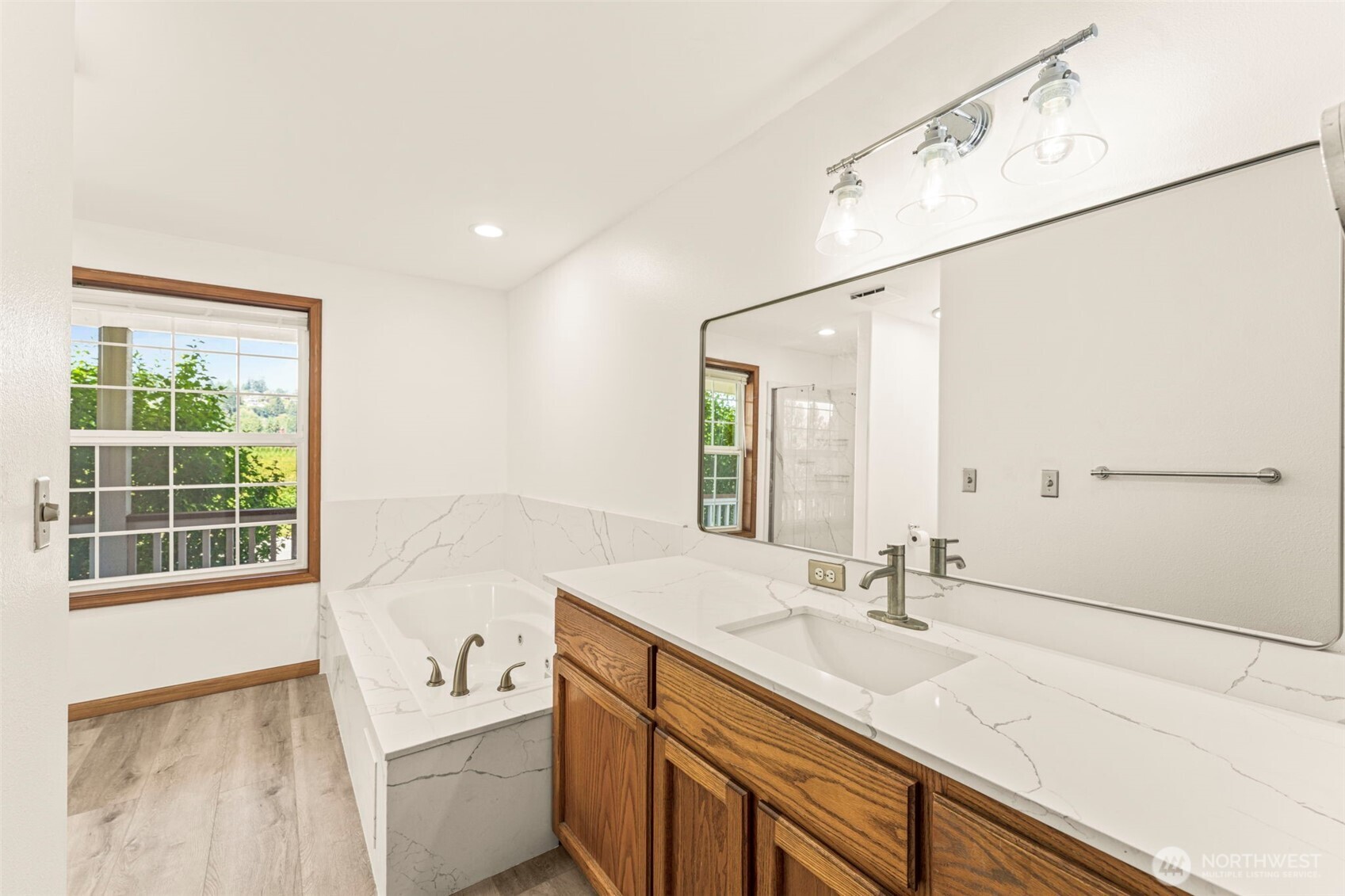 11915 151st Avenue Court Property Photo 12