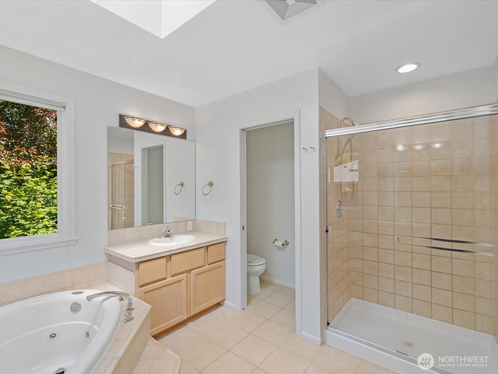 7850 123rd Avenue Property Photo 9