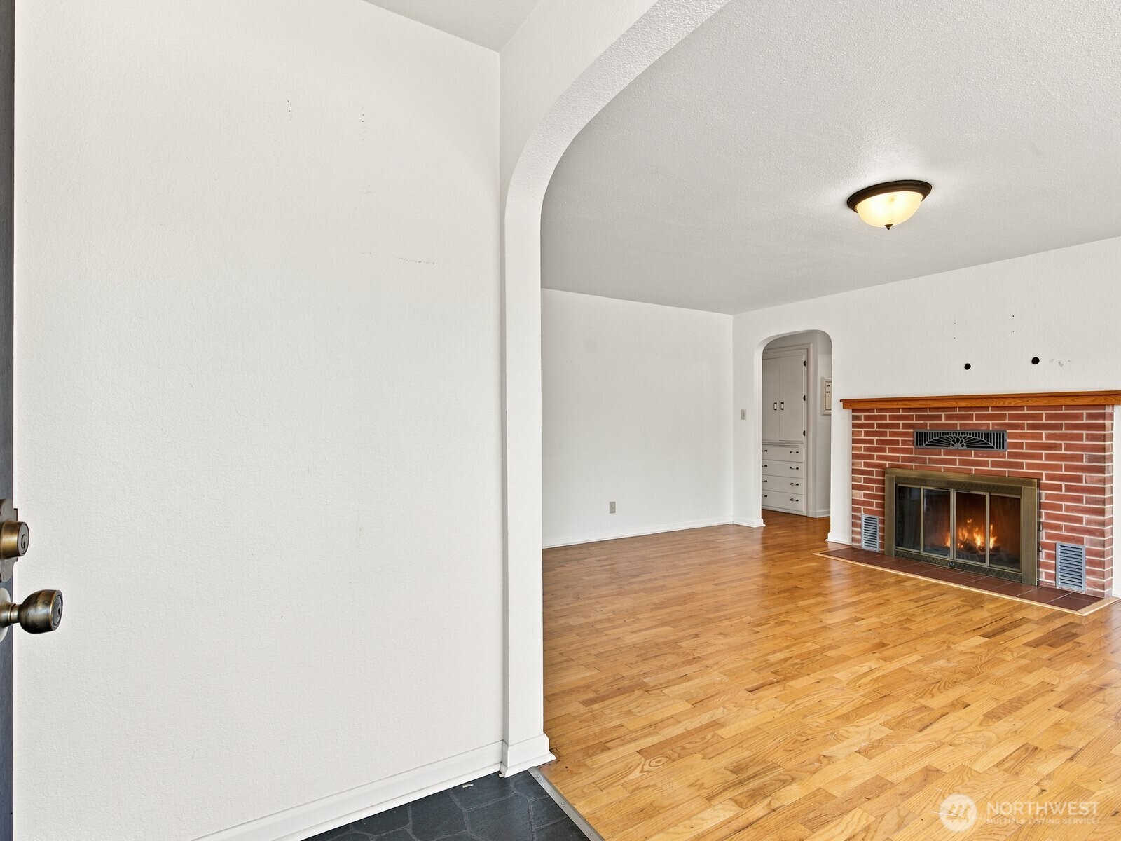 3015 Ellis Street Property Photo 8