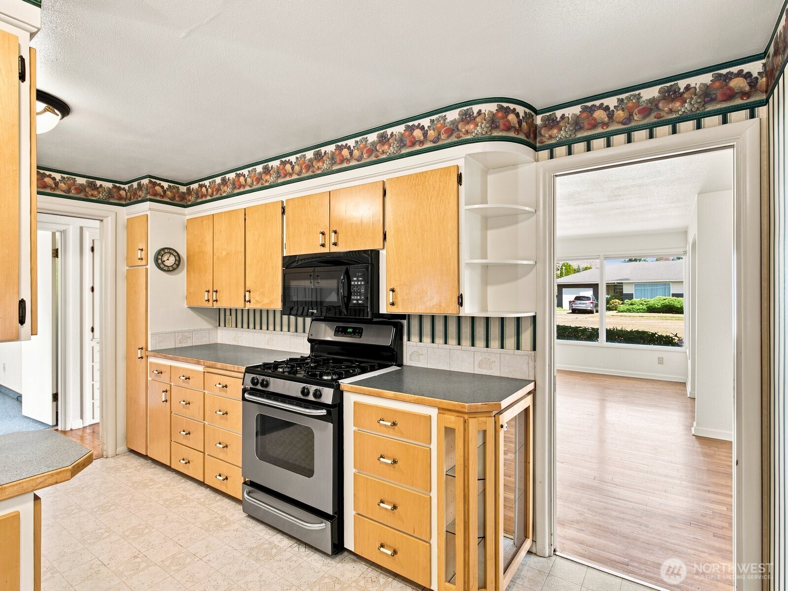 3015 Ellis Street Property Photo 19