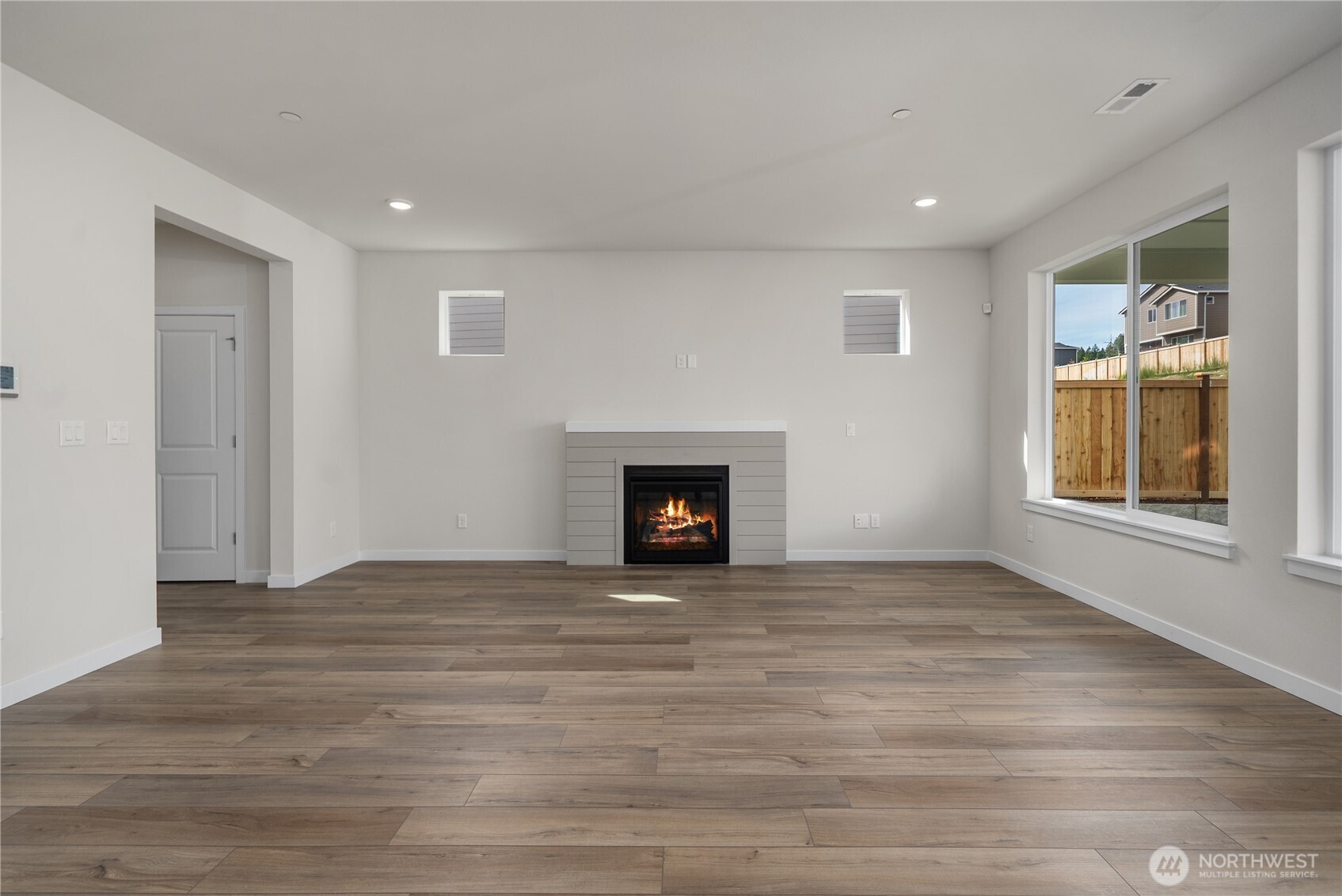 3943 Flat Top Drive Property Photo 10